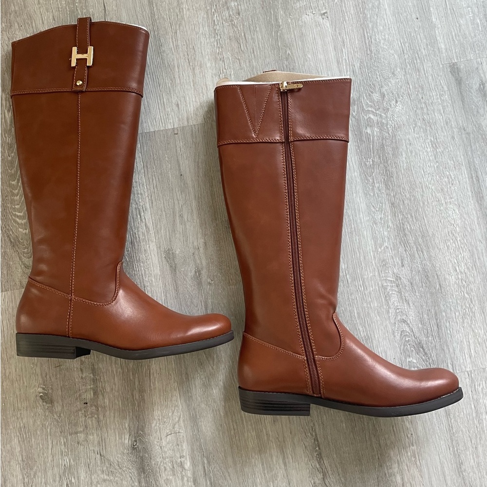 Gorgeous tall boots 👢